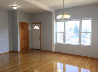 3008 S Lloyd Ave, Chicago, IL 60608