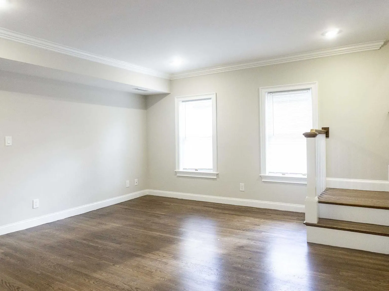 4 bed, $4,400 — Photo 4