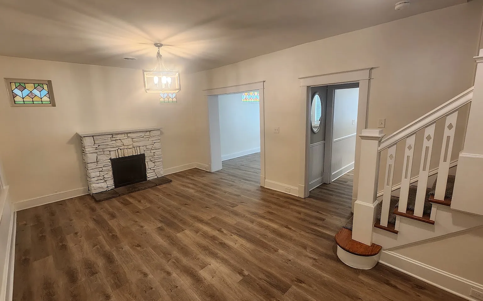 4 bed, 1896 sqft, $3,400 — Photo 2