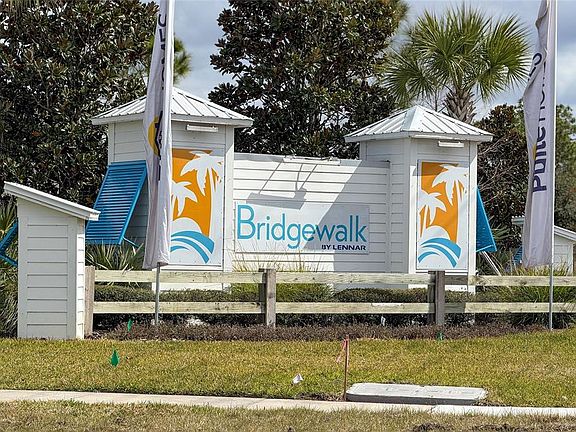 2nd image of 3040 Park Vale Rd