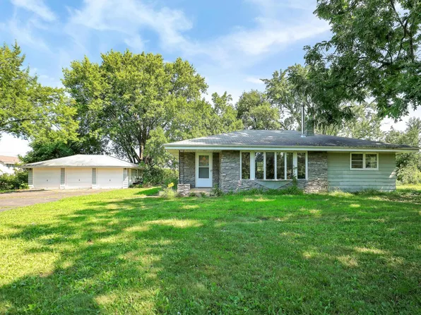 2511 Highwood Ave E, Maplewood, MN 55119