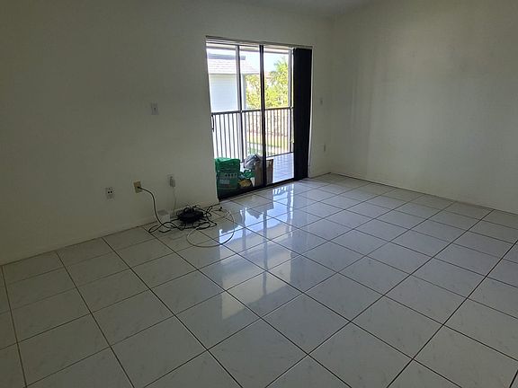 2nd image of 468 NE 206th Ln APT 201