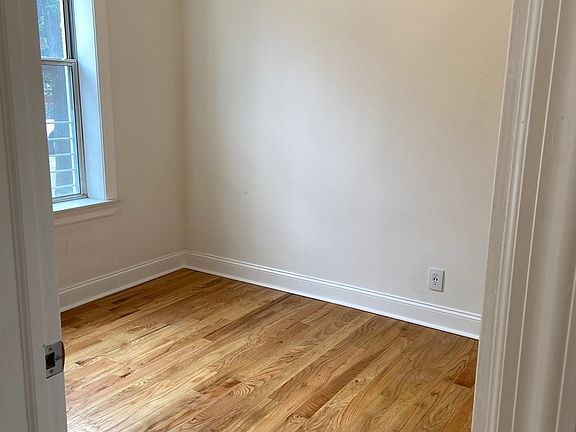 4th image of 31-52 35th St #1F
