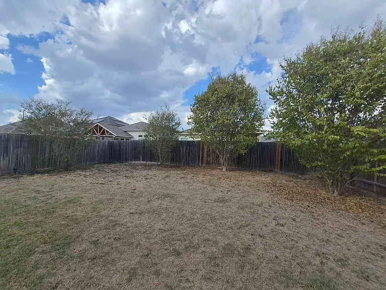 8915 Audubon Park — Photo 45