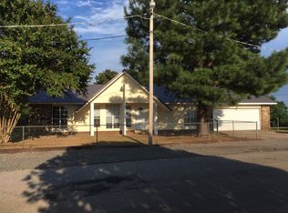 400 Brown St, Poteau, OK 74953