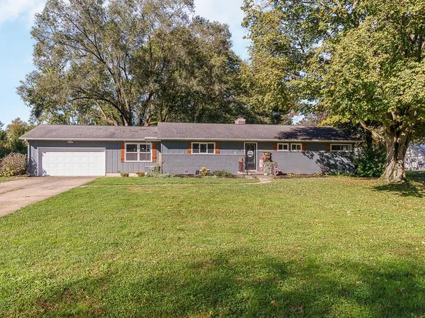 595 Ridgewood Dr, Circleville, OH 43113