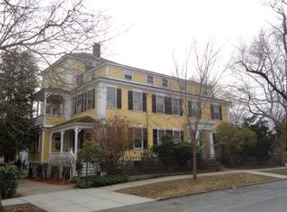 68 Union St #2W, Bristol, RI 02809