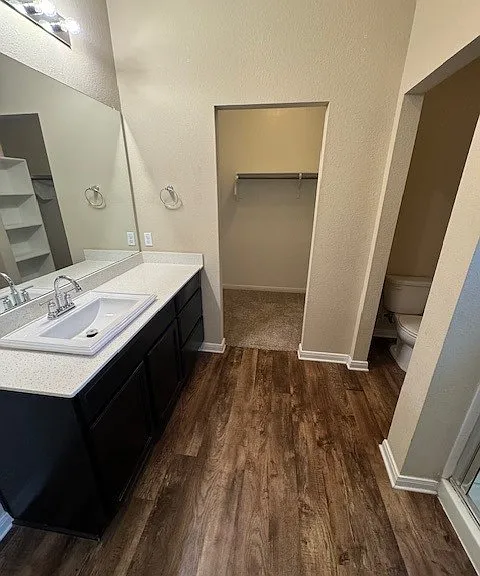 1054 Gaelic Dr — Photo 8