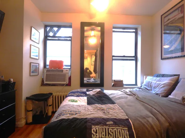 335 East 70th Street image 1 of 11