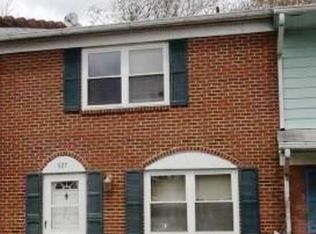 927 Bellows Ave, Fredericksburg, VA 22405