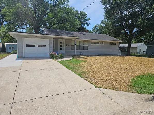 204 W Ford St, Montgomery City, MO 63361