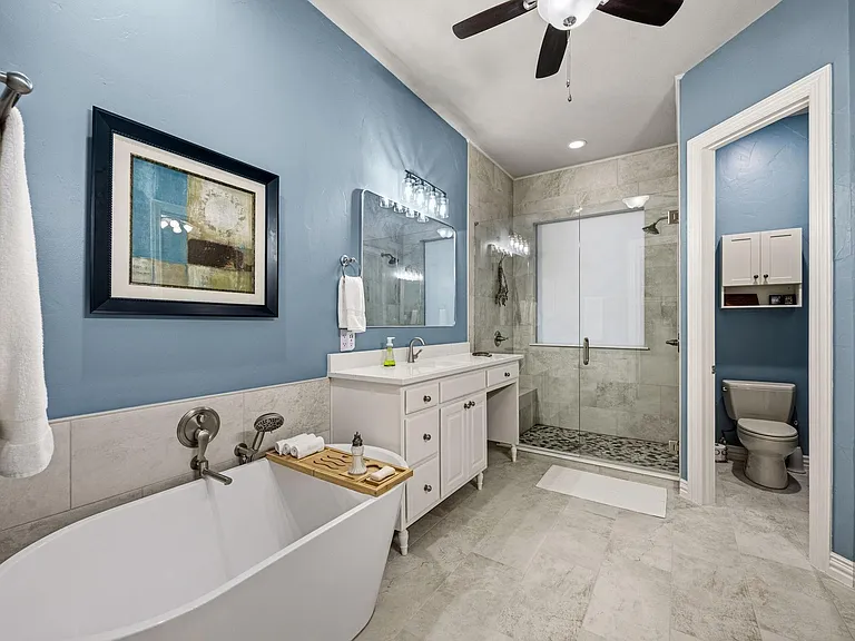4750 Haverford Dr — Photo 3