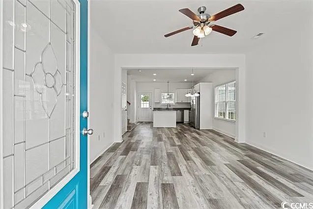 3 bed, 2.5 bath, 1773 sqft, $1,900 — Photo 3