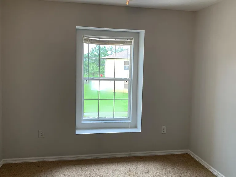 2535 Hassonite St — Photo 15
