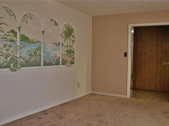 3rd image of 3804 Treadway Dr