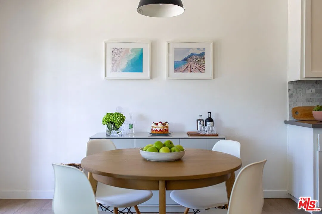 1222 N Olive Dr — Photo 3