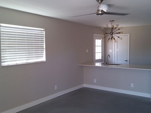 4th image of 3420 N 22nd Dr