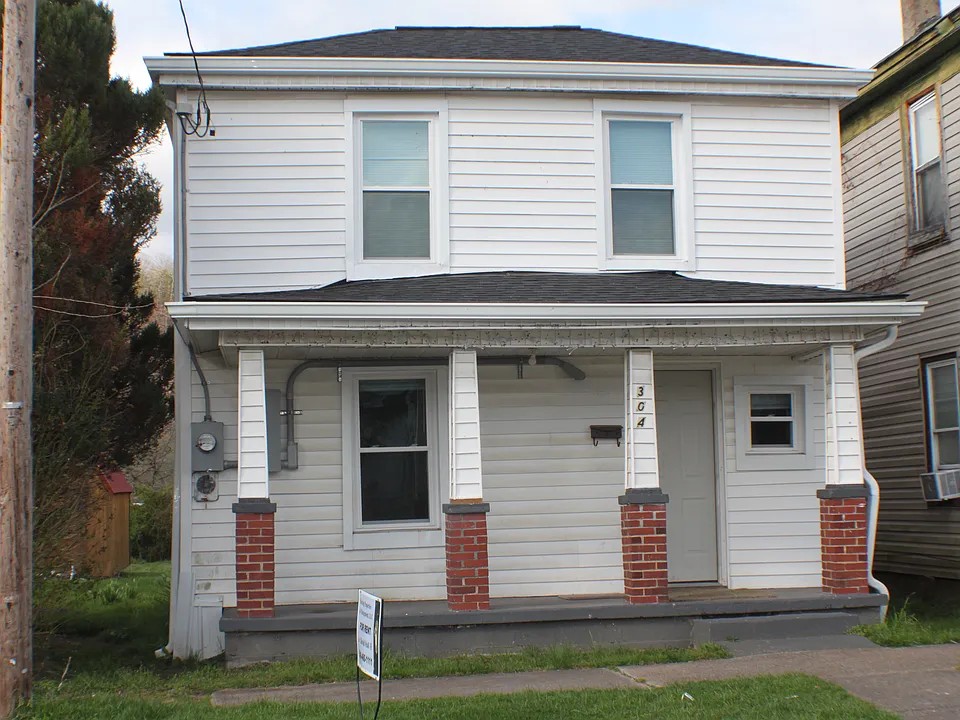304 S Marion Ave