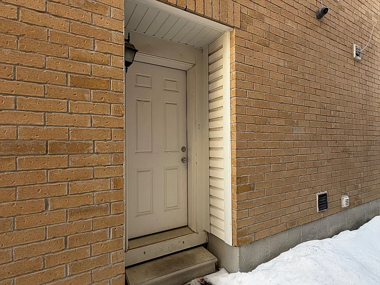 635 Hepburn Rd #BASEMENT — Photo 14