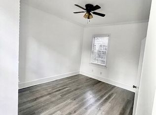 176 Wentworth St APT B, Charleston, SC 29401
