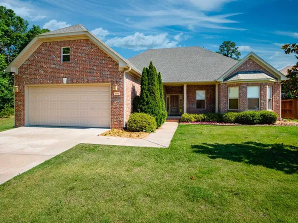 19506 Summershade Dr, Little Rock, AR 72223