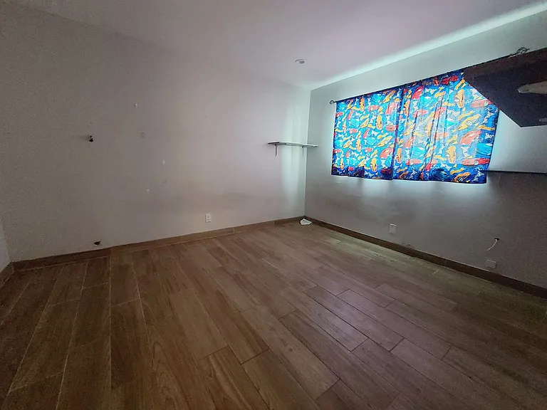 13425 Vanowen St — Photo 13