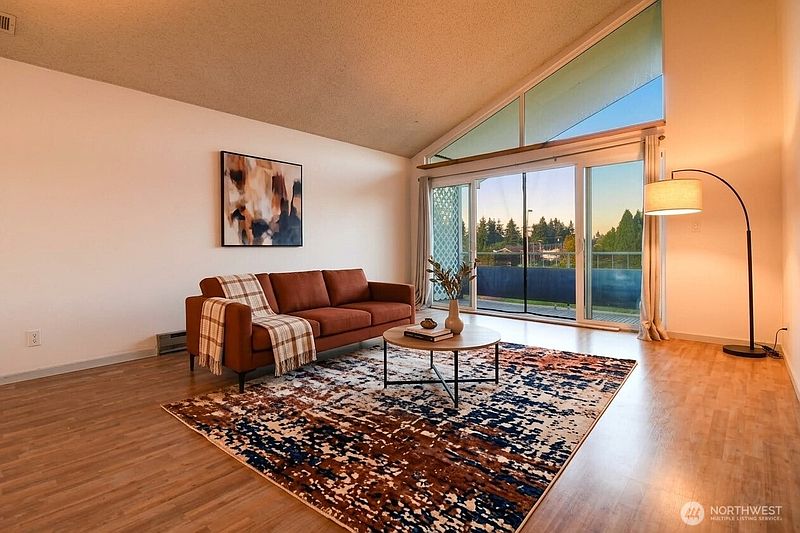 4th image of 7924 212th Street SW #313