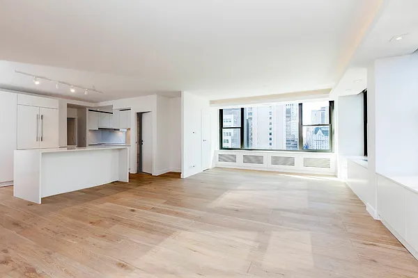 Rented by Town Residential | media 9