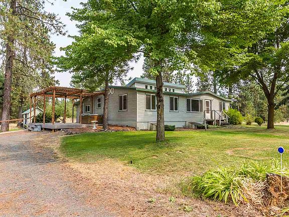 2nd image of 19804 W Steinmetz Ln