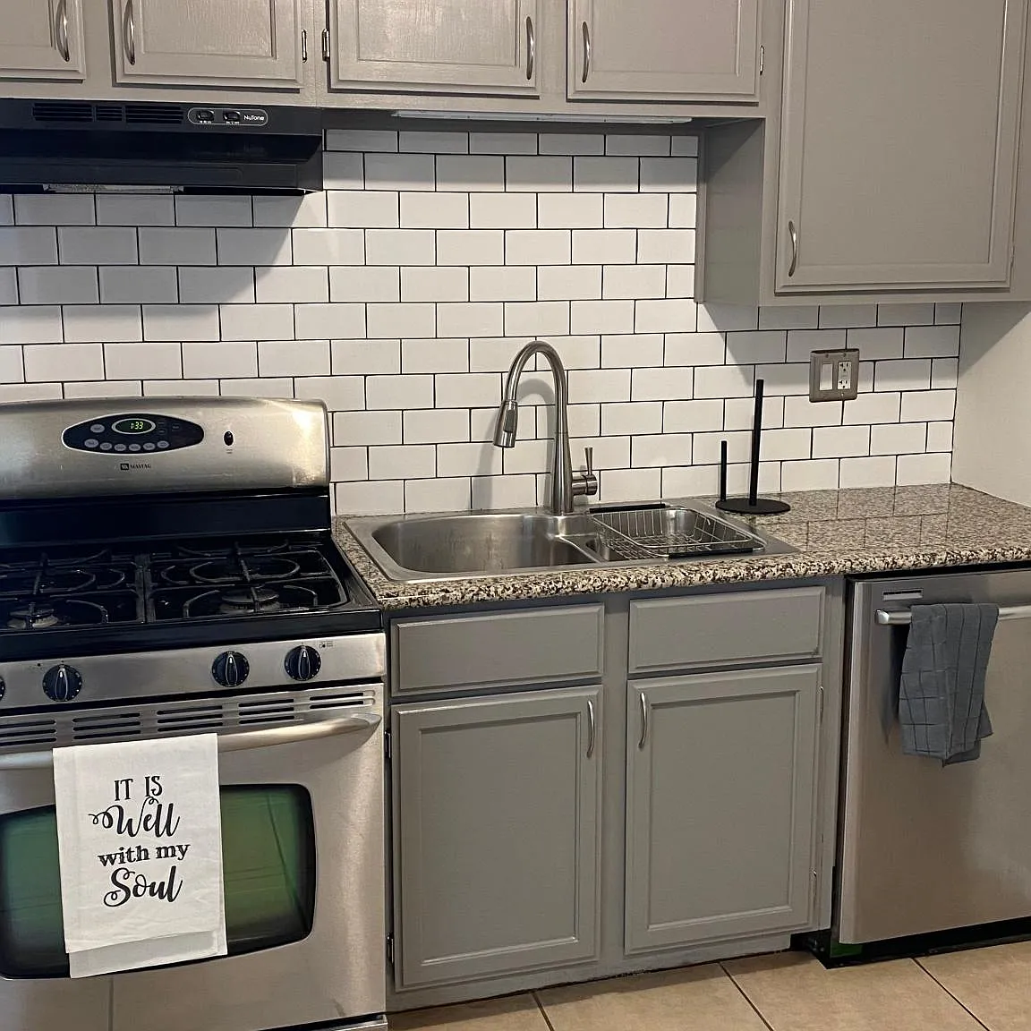 4 bed, 1200 sqft, $2,550 — Photo 4