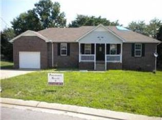 1606 Ogletree Ct, La Vergne, TN 37086