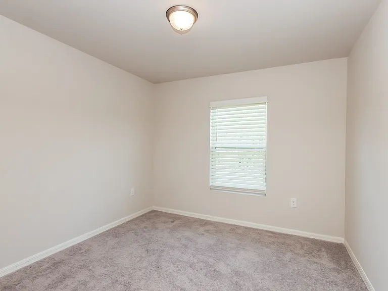 27329 Senator Dr — Photo 13