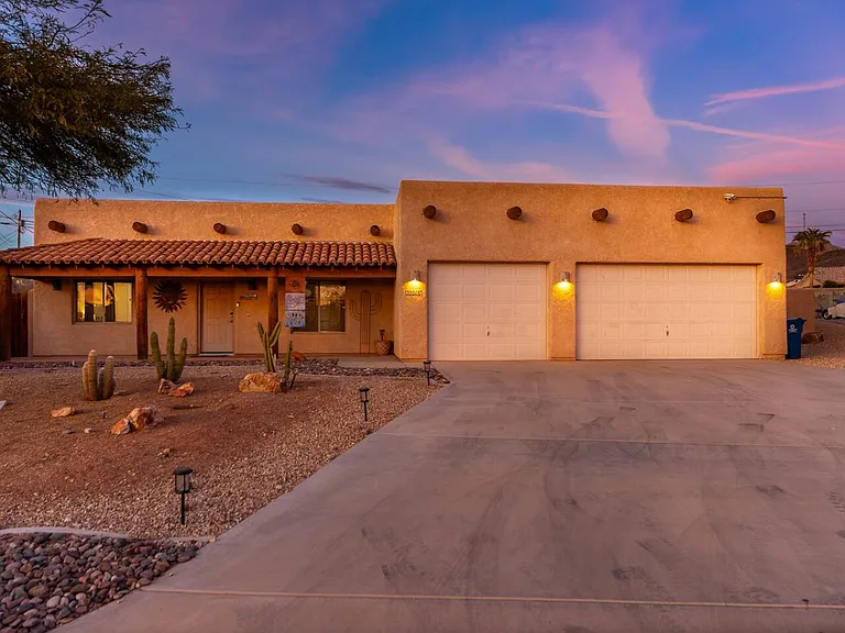 3921 Aloha Ln — Photo 3