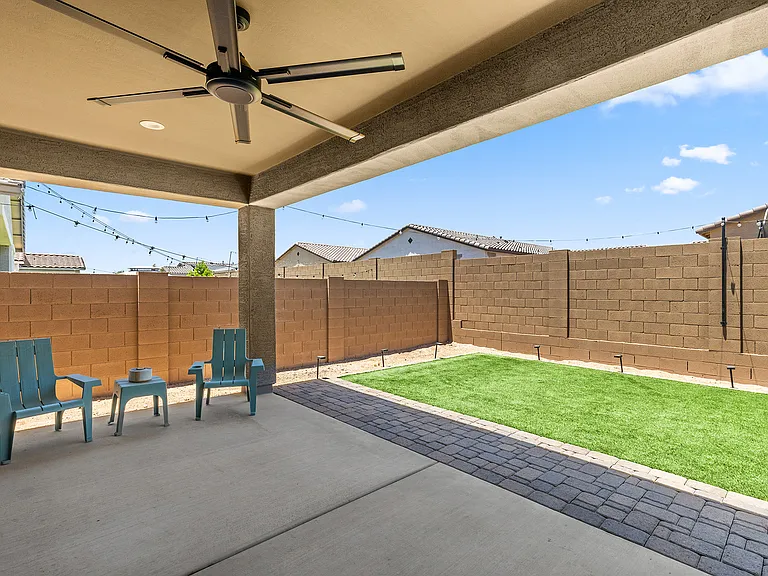 17770 W Running Deer Trl — Photo 28