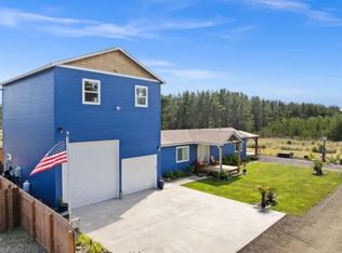 205B 9th St NW, Long Beach, WA 98631