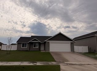 12037 N Lennon Ln, Rathdrum, ID 83858