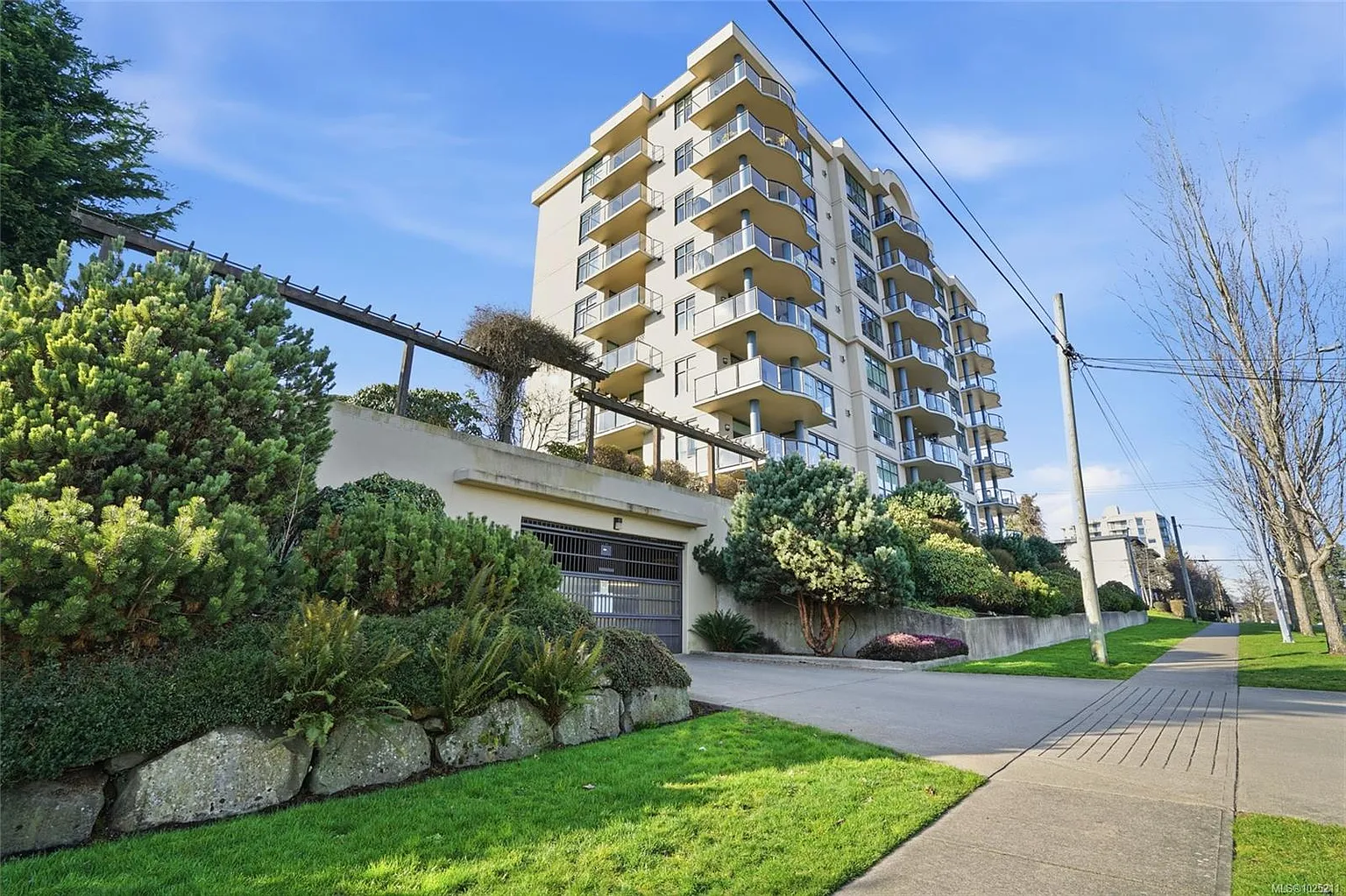 225 Rosehill St Unit 201 photo 1