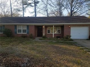 6282 Drew Dr, Virginia Beach, VA 23464