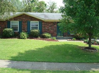 9608 Cedar Lake Dr, Louisville, KY