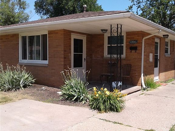 4th image of 1204-1206 W 26th St