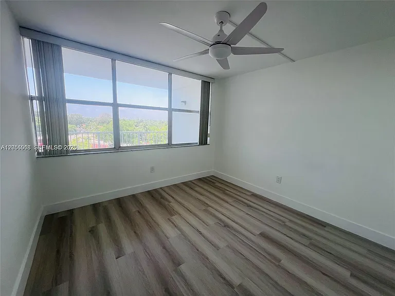 1200 NE Miami Gardens Dr #501W — Photo 21