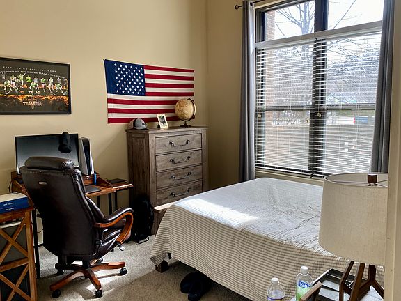 5th image of 445 W Blount Ave #101
