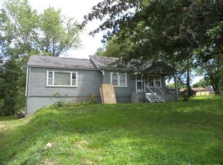 8314 Riverview Ave, Kansas City, KS 66112