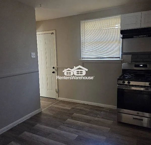 104 Fenwick Dr — Photo 14