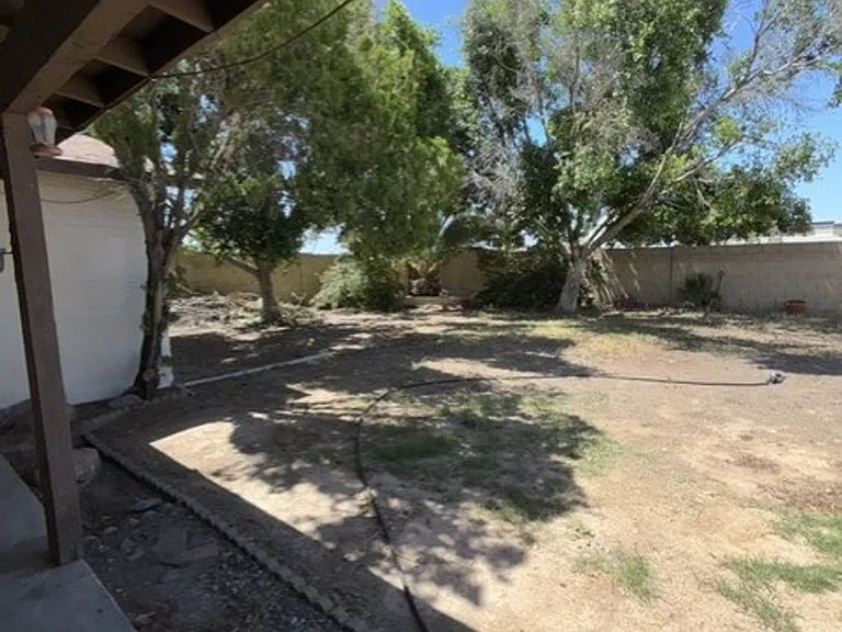 2618 W Knowles Ave — Photo 23