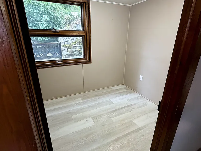 1 Log Cabin Ter — Photo 12