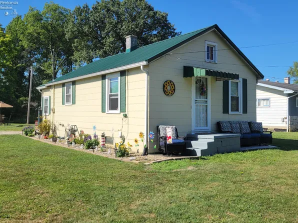14 Republic St, Norwalk, OH 44857