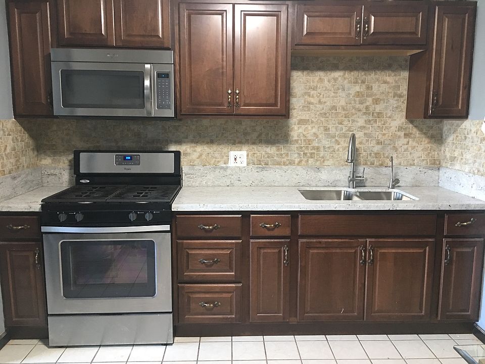 Kitchen/Granite tops