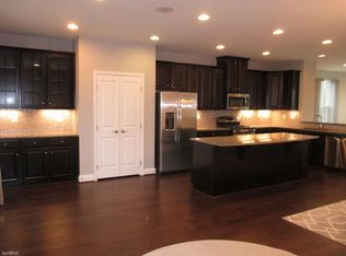 601 Waveland Ave, Capitol Heights, MD 20743