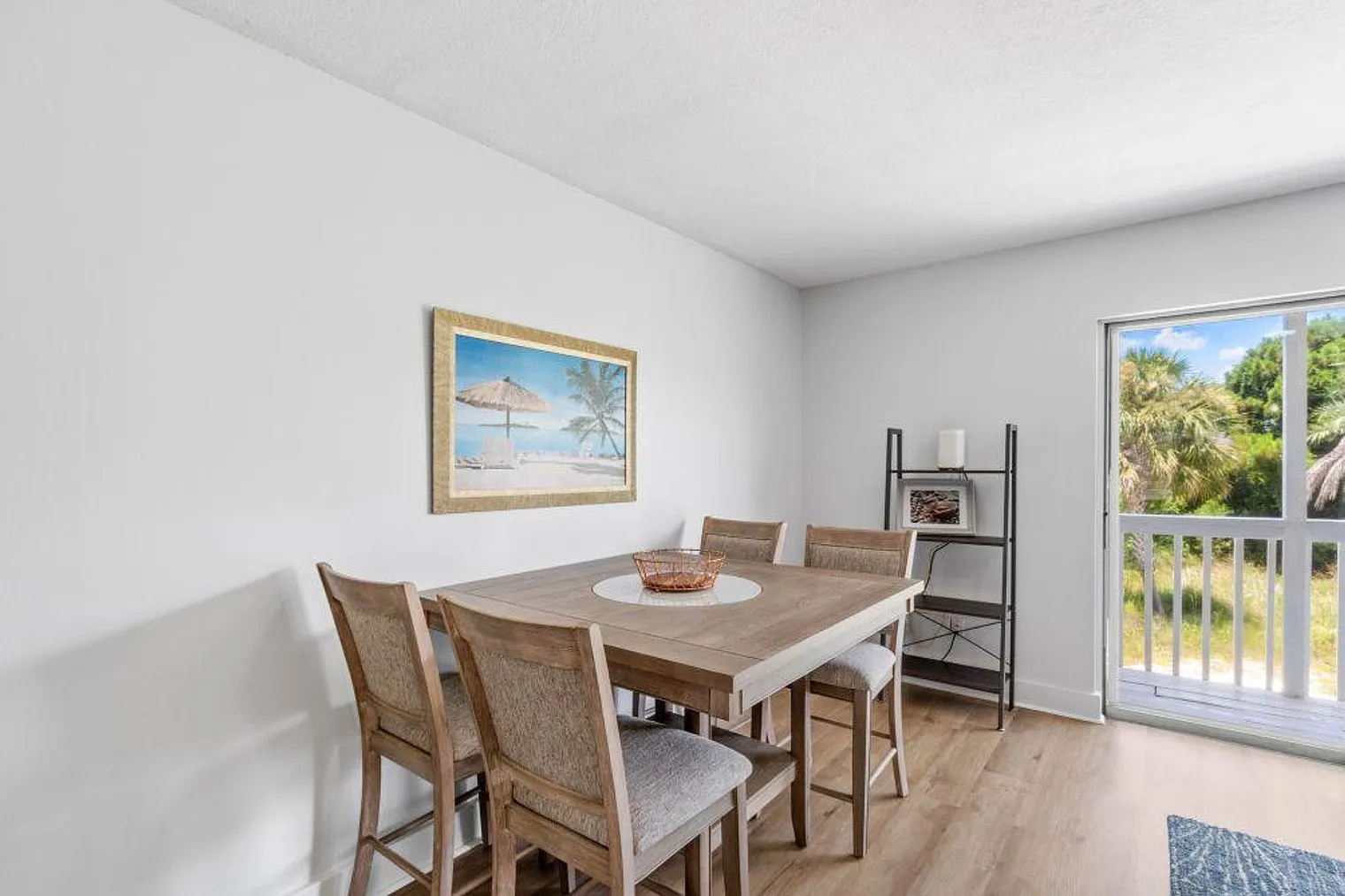 2 bed, 3.0 bath, 1399 sqft, $3,540 — Photo 3